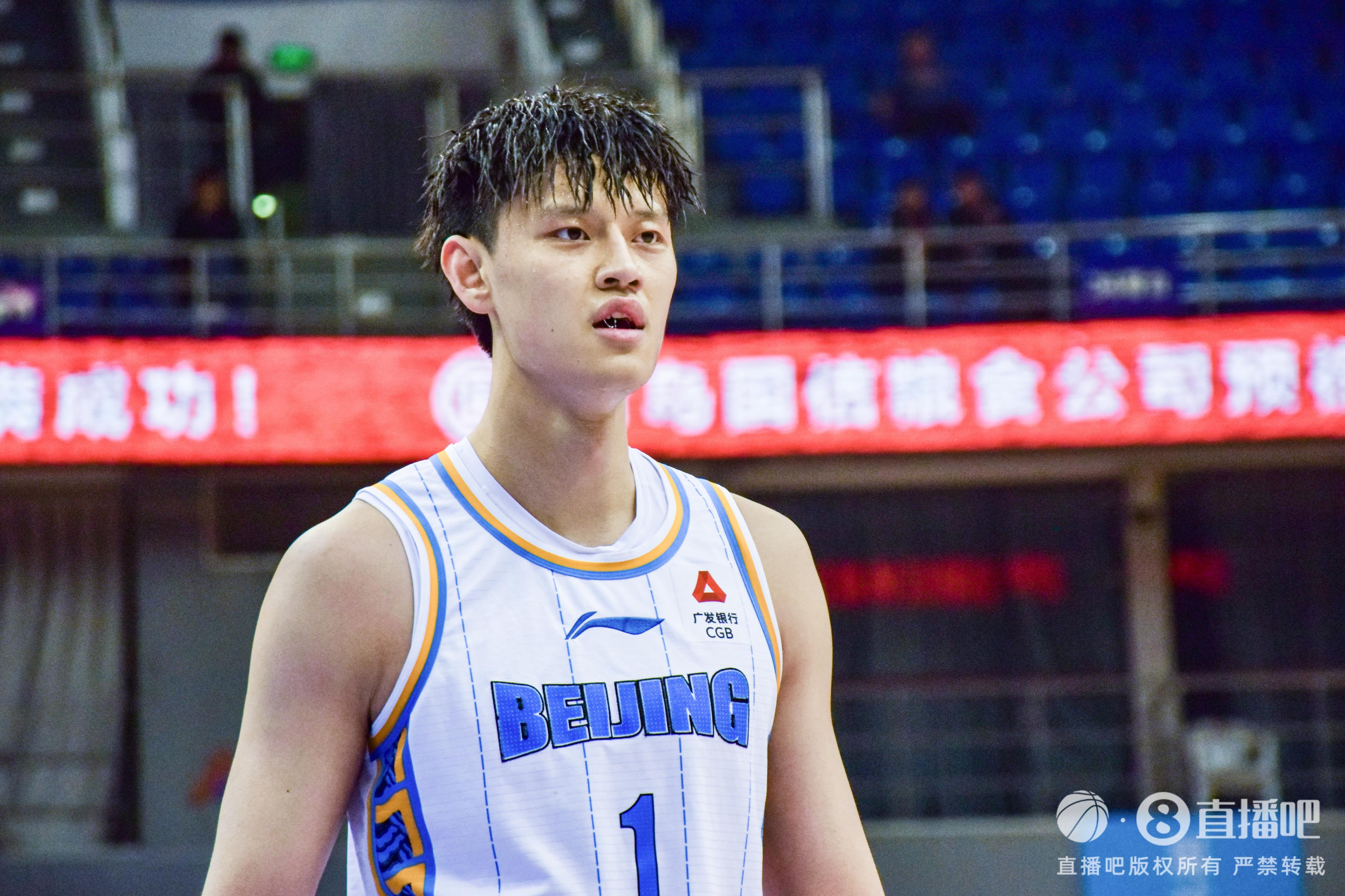 7次大帽相當炸裂！曾凡博替補砍16分7板7帽 大帽絕殺遼寧！